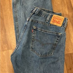 Men’s Levi 505 jeans size 38x46